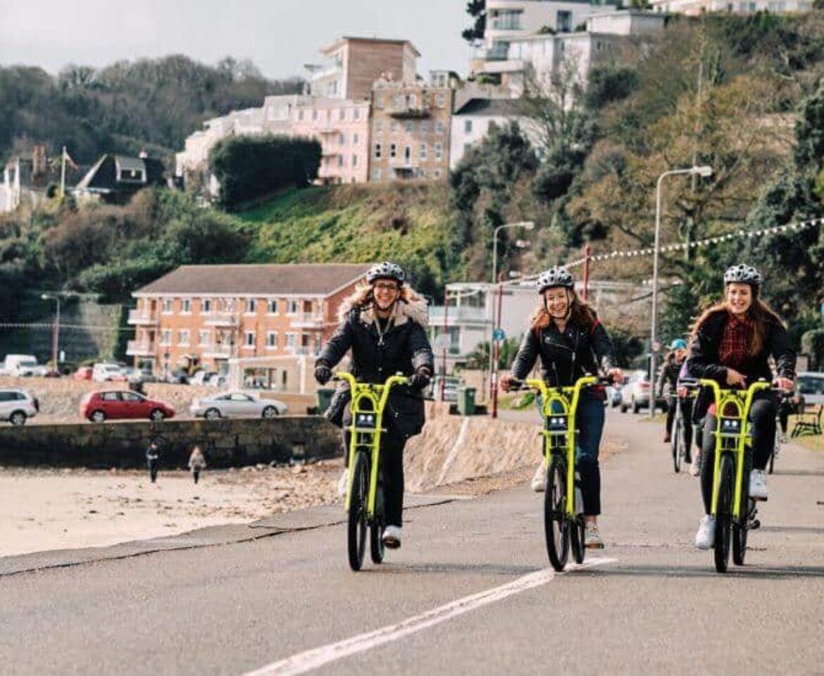 short-commuting-evie-electric-bikes-RESIZEDjersey-1170x960