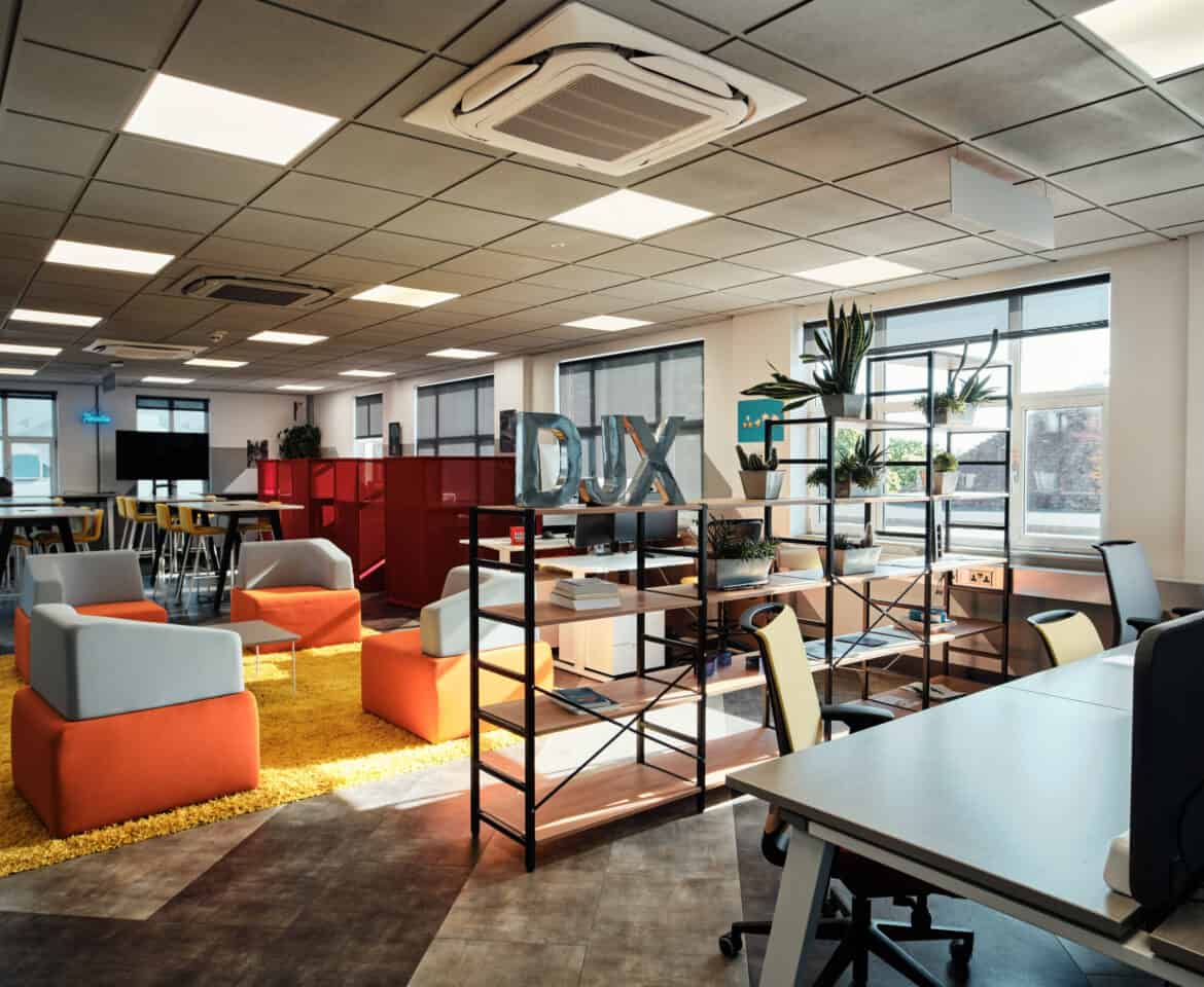 23-07-12_DJX Summer Social_0048_XT509411